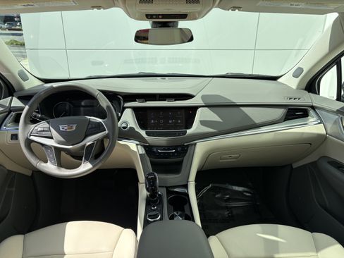 Certified 2023 Cadillac XT5 Premium Luxury w/ LPO, Floor Liner Package AWD/4WD image 19