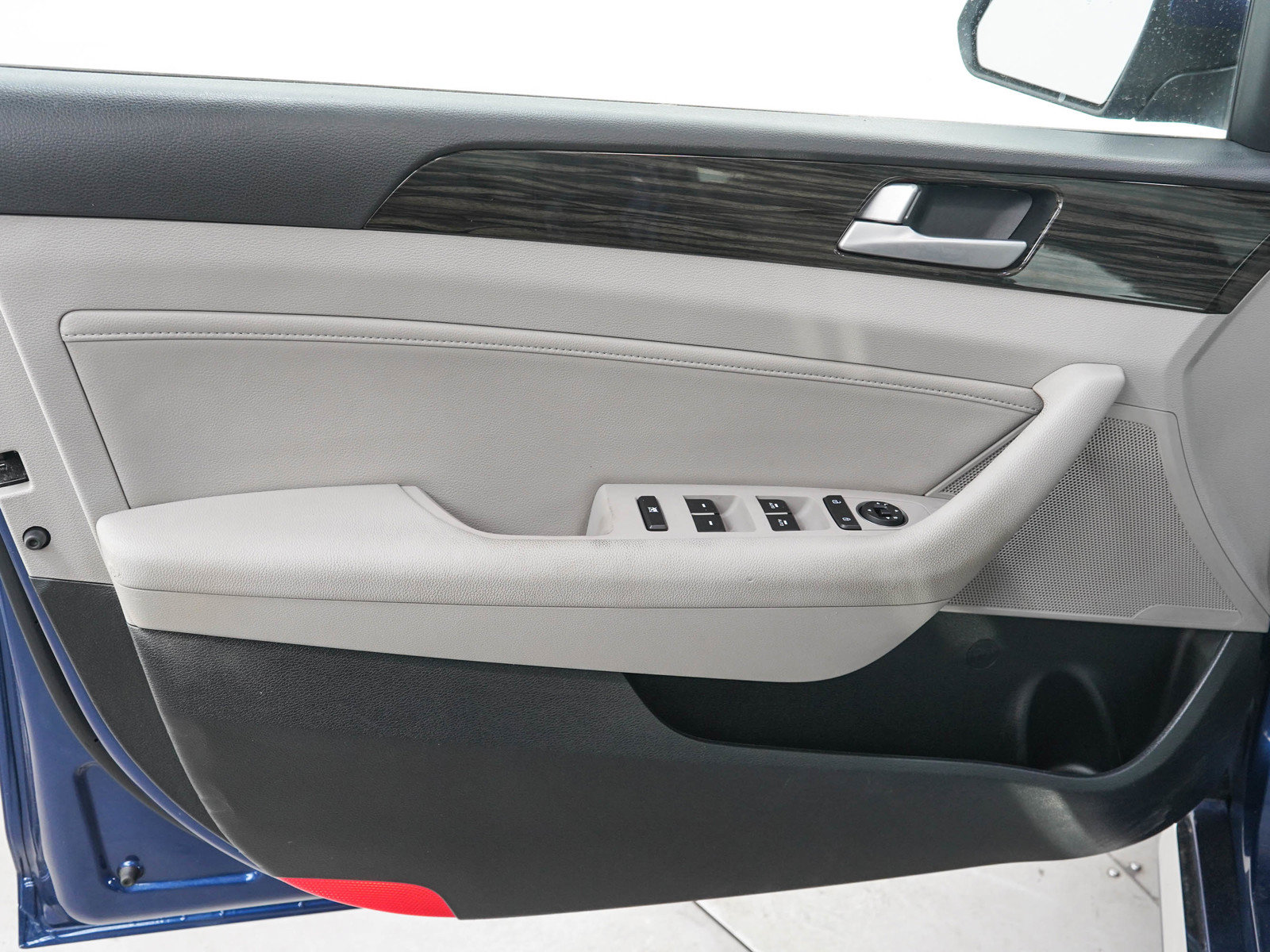 Used 2017 Hyundai Sonata Limited FWD image 19