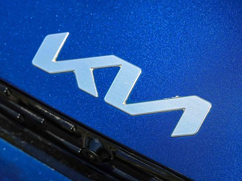 Certified 2024 Kia EV6 GT-Line AWD/4WD image 32