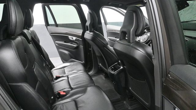 Used 2018 Volvo XC90 T6 Momentum w/ Convenience Package AWD/4WD image 10