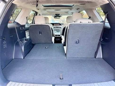 Used 2022 Hyundai Palisade Calligraphy image 12