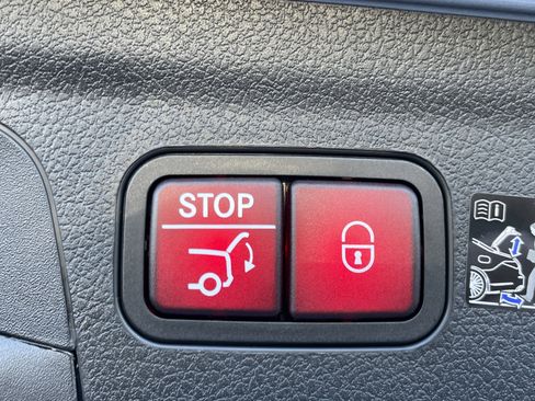 New 2026 Mercedes-Benz GLE 53 AMG AMG GLE 53 4MATIC+ SUV image 11