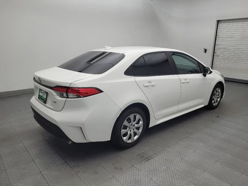 Used 2025 Toyota Corolla LE FWD image 9