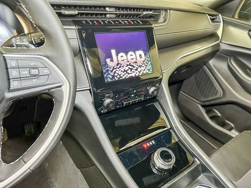 New 2026 Jeep Grand Cherokee Laredo X AWD/4WD image 27