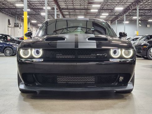 Used 2021 Dodge Challenger SRT Hellcat Redeye image 3