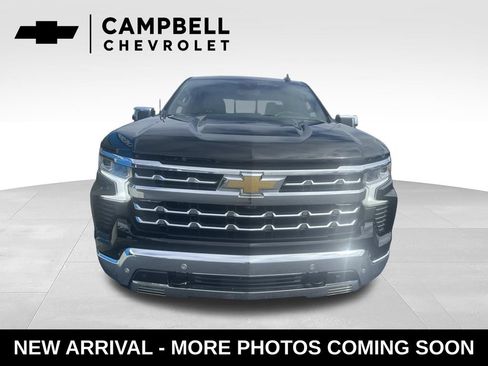 Used 2023 Chevrolet Silverado 1500 LTZ w/ LTZ Convenience Package II AWD/4WD image 14
