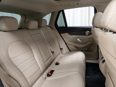 Certified 2021 Mercedes-Benz GLC 300 4MATIC image 24