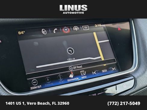 Used 2018 Cadillac XT5 Luxury w/ Driver Awareness Package image 29