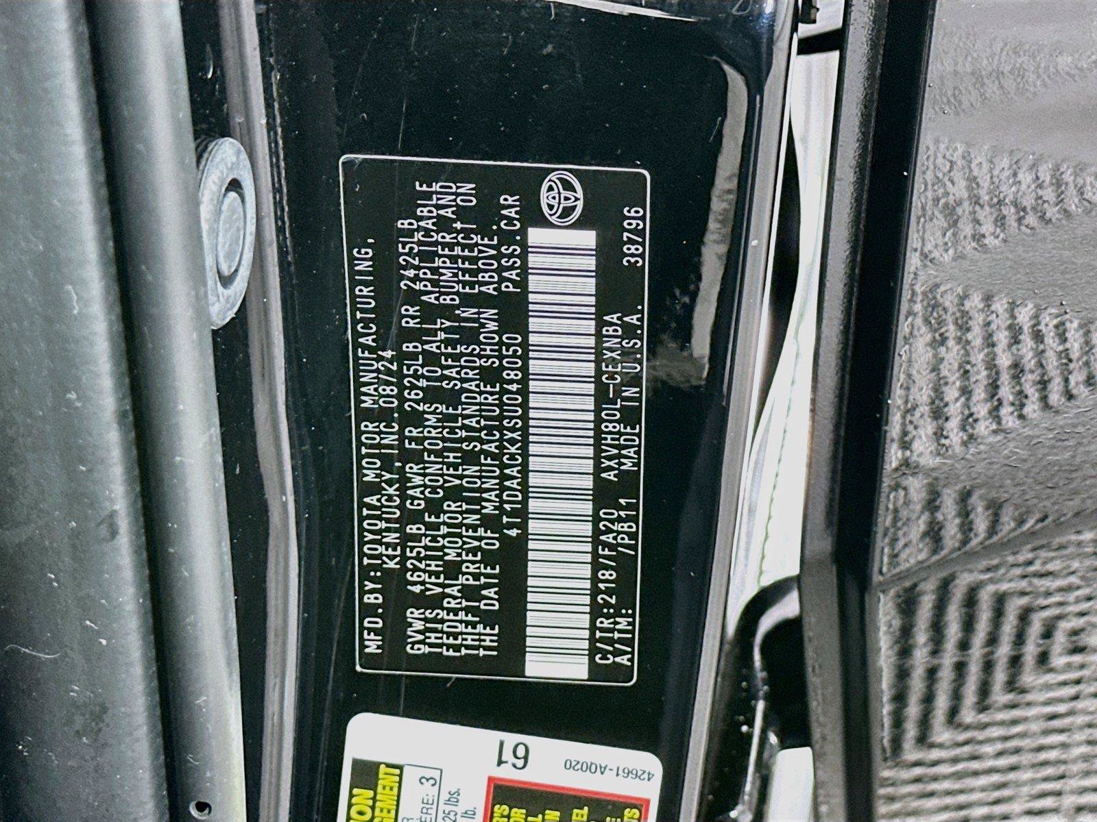 Used 2025 Toyota Camry LE FWD image 21