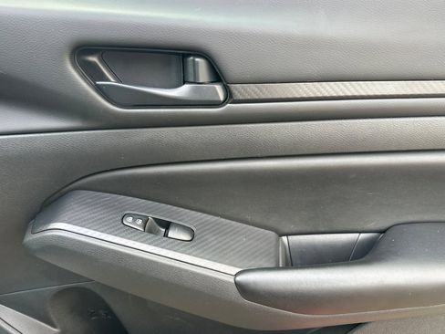 Used 2023 Nissan Altima 2.5 S image 17