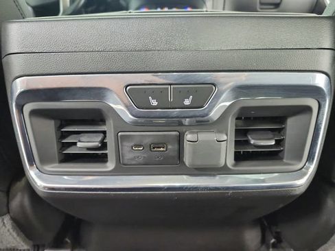 Used 2023 GMC Sierra 2500 AT4 AWD/4WD image 36