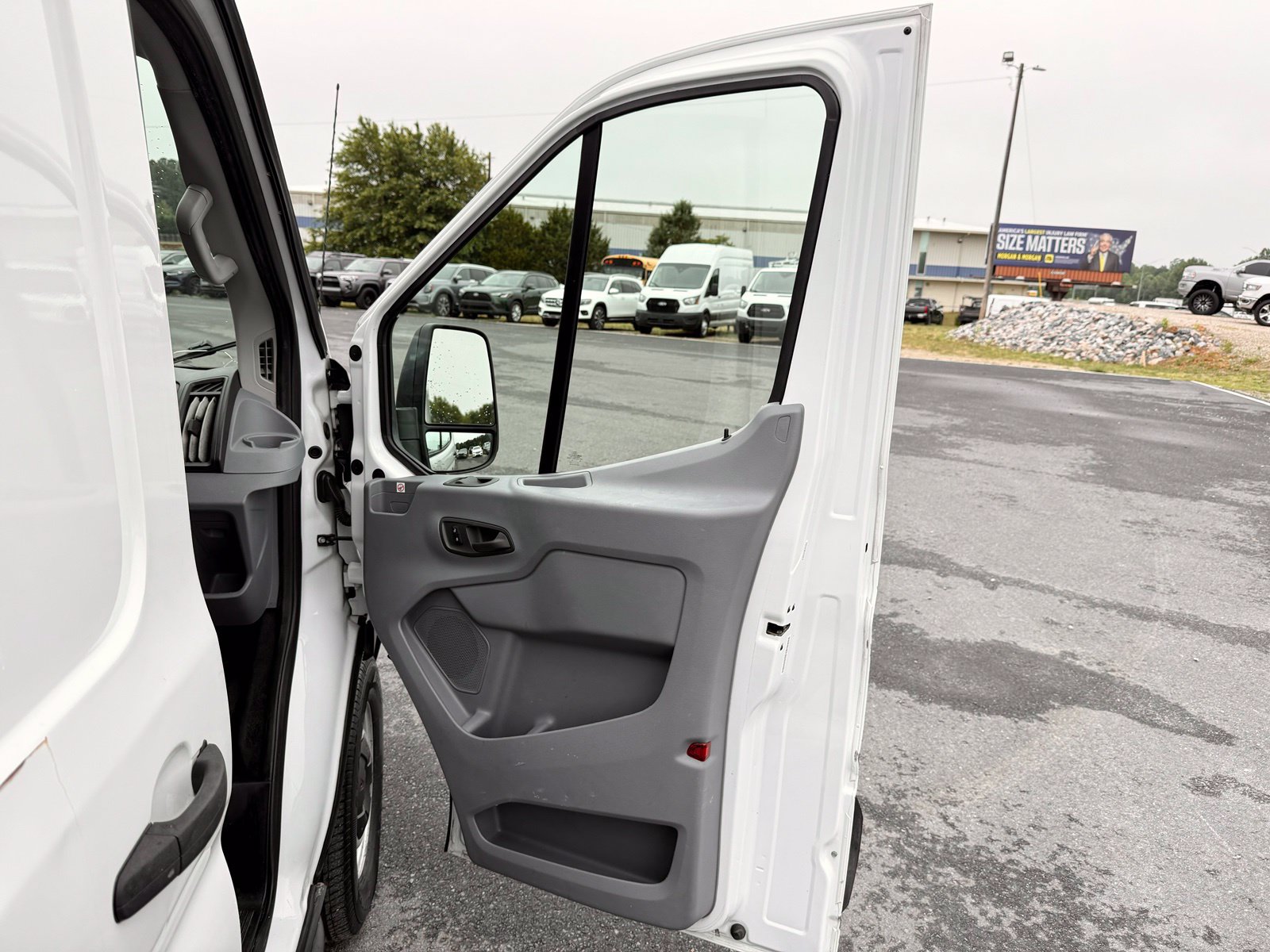 Used 2019 Ford Transit 250 148 Medium Roof w/ Interior Upgrade Package RWD image 19