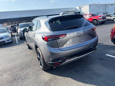 Used 2022 Buick Envision Essence w/ Technology Package I FWD image 8
