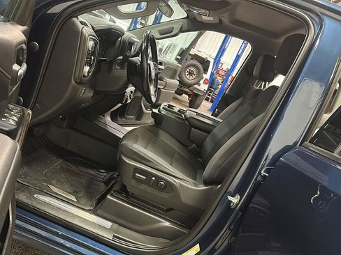Used 2022 GMC Sierra 1500 Elevation image 17