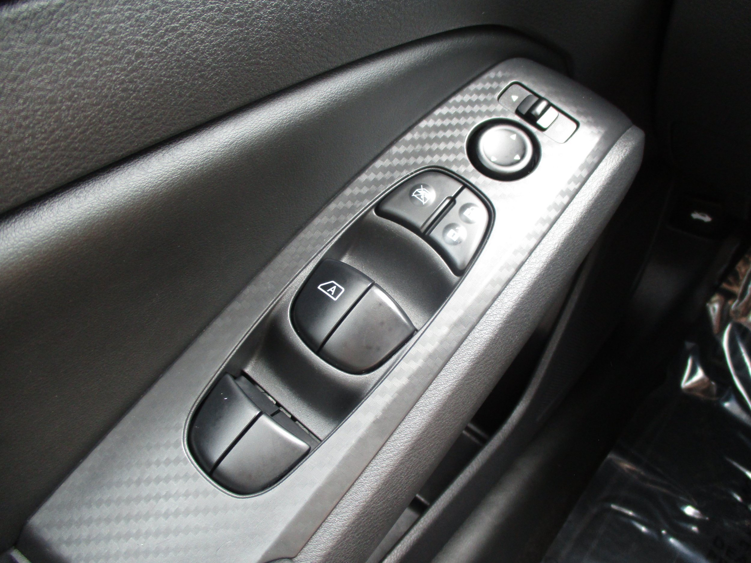 Used 2025 Nissan Altima 2.5 SV FWD image 26