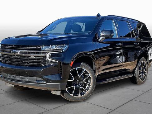 Used 2021 Chevrolet Tahoe RST w/ Luxury Package image 2