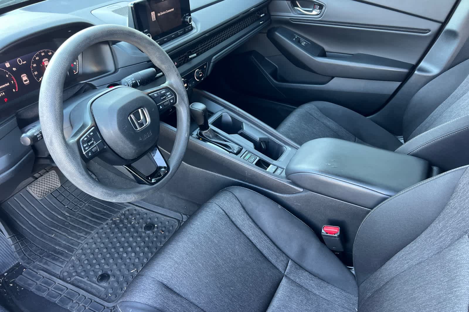 Used 2023 Honda Accord EX image 9
