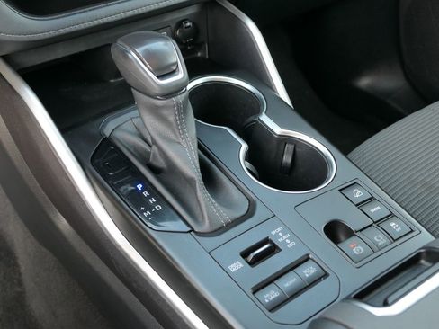 Used 2023 Toyota Highlander XSE image 21