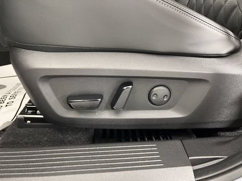 New 2026 Nissan Rogue Platinum w/ Tech Package AWD/4WD image 31