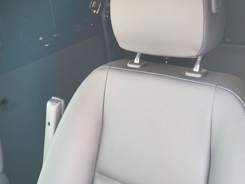 New 2024 Mercedes-Benz Sprinter 144 Cargo image 16