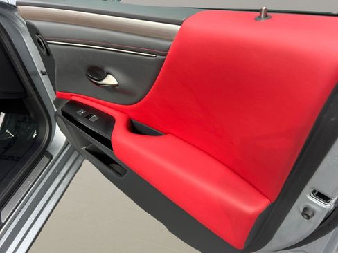 Certified 2022 Lexus ES 350 F Sport w/ Accessory Package image 15