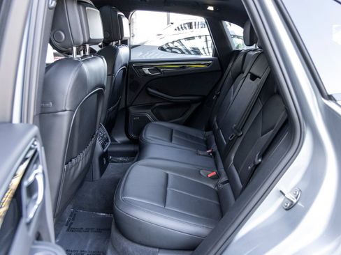 Certified 2026 Porsche Macan AWD/4WD image 50