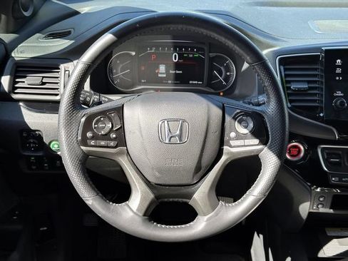 Used 2023 Honda Passport Elite image 14