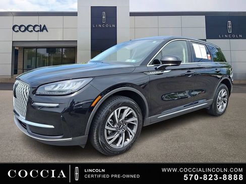 Certified 2023 Lincoln Corsair AWD image 1