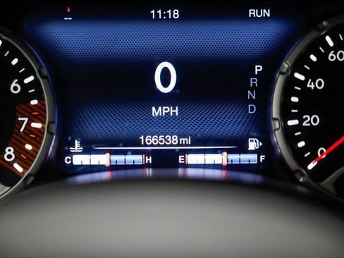 Used 2021 Jeep Renegade Latitude w/ Sun & Sound Group AWD/4WD image 33