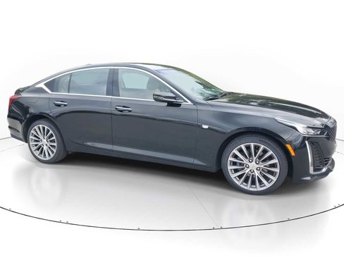 Used 2024 Cadillac CT5 Premium Luxury image 2