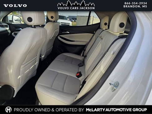 Used 2024 Buick Encore GX Avenir w/ Avenir Technology Package image 16