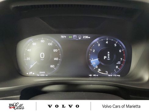 Used 2021 Volvo XC40 T5 R-Design w/ Advanced Package AWD/4WD image 28