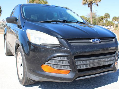 Used 2016 Ford Escape S image 7