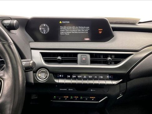 Used 2019 Lexus UX 200 F Sport image 5