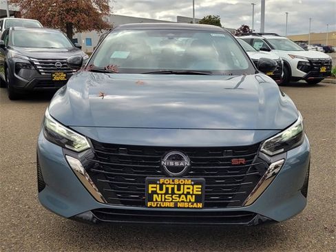 New 2025 Nissan Sentra SR image 3