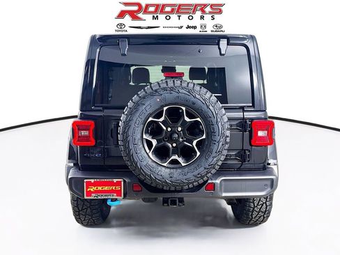 Certified 2021 Jeep Wrangler Unlimited Rubicon w/ Cold Weather Group image 7