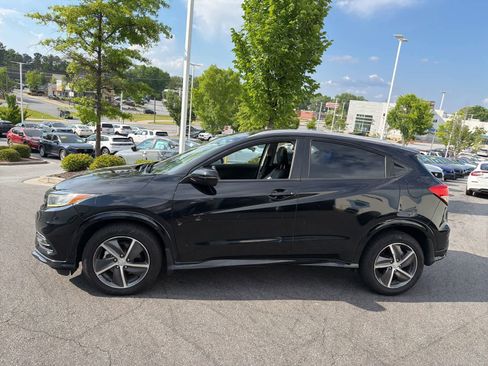 Used 2019 Honda HR-V Touring image 7