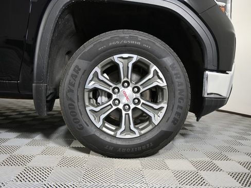 Used 2024 GMC Sierra 1500 SLT AWD/4WD image 12