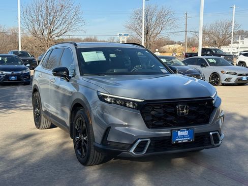 Used 2025 Honda CR-V Sport Touring image 8