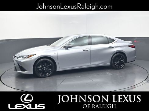 Used 2022 Lexus ES 350 F Sport image 2