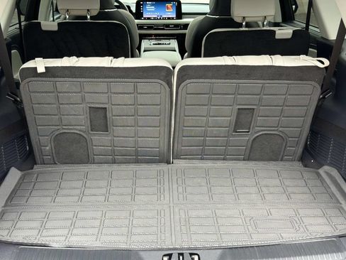 Used 2025 Lincoln Aviator Reserve w/ Equipment Group 201A AWD/4WD image 18