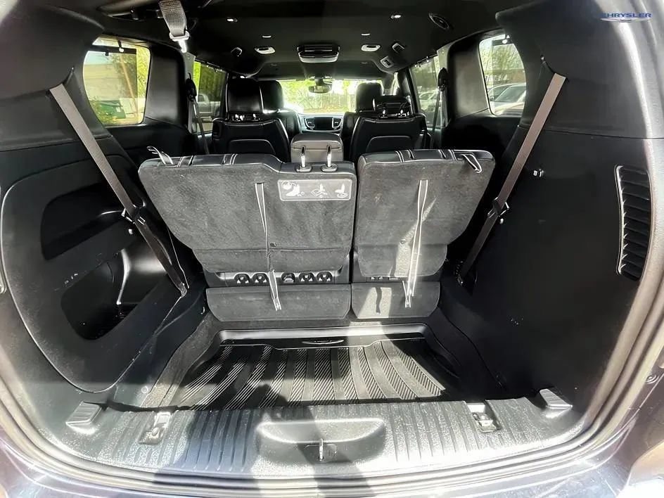 Used 2019 Chrysler Pacifica Touring-L w/ Advanced Safetytec Group FWD image 15
