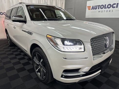 Used 2019 Lincoln Navigator L Black Label w/ Cargo Package image 2