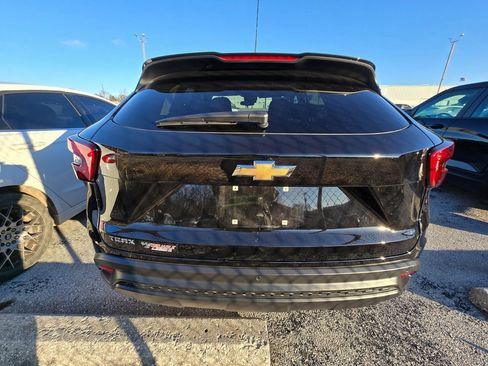 Used 2025 Chevrolet Trax LS w/ Driver Confidence Package image 5