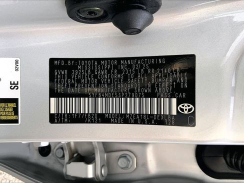 Certified 2025 Toyota Corolla LE image 36