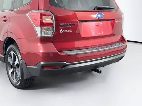 Used 2018 Subaru Forester 2.5i Limited AWD/4WD image 37