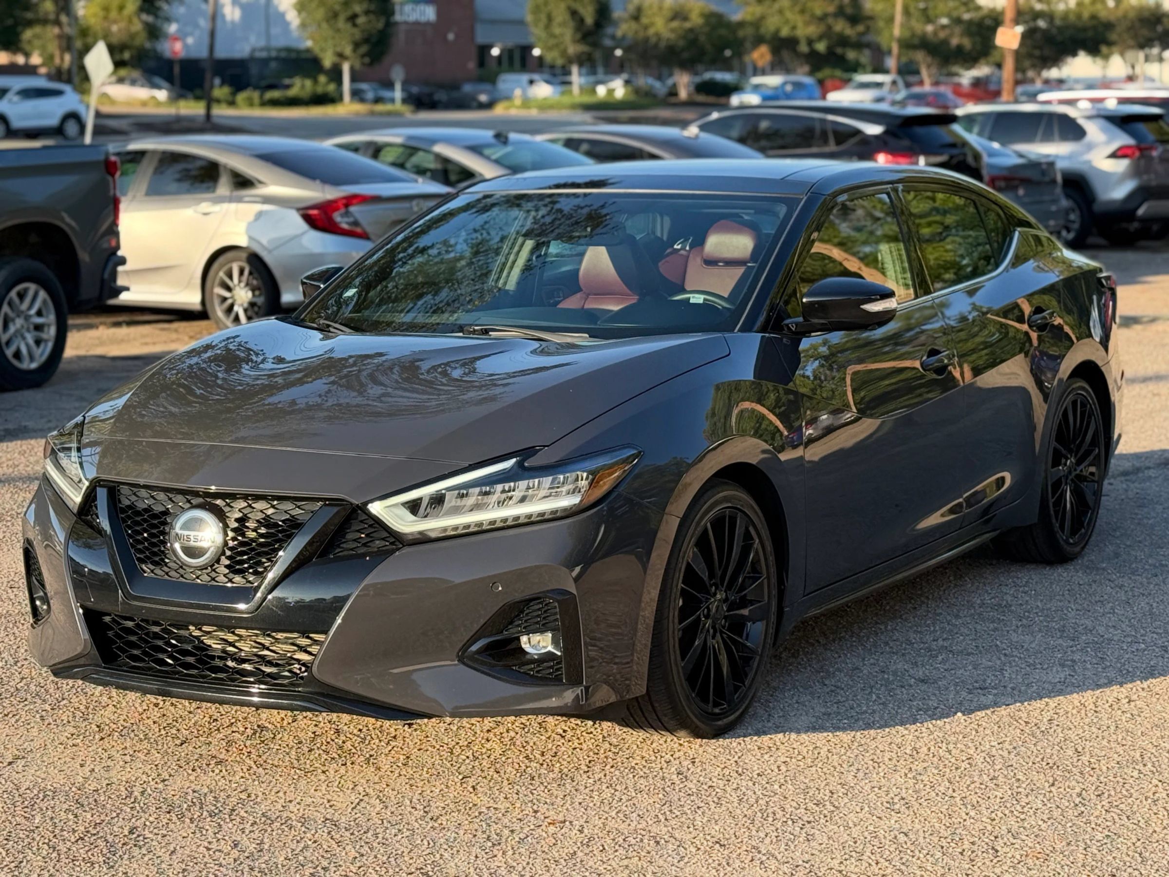 Used 2021 Nissan Maxima Platinum w/ 40th Anniversary Package FWD image 2