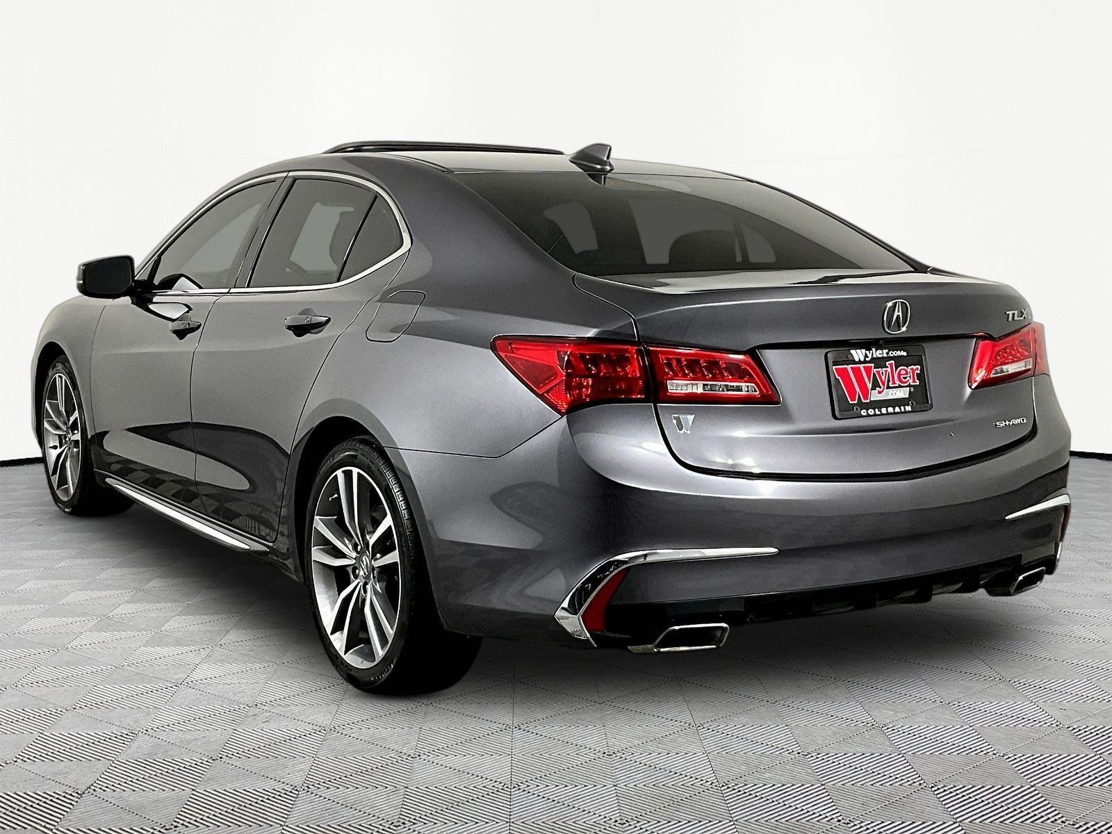 Used 2020 Acura TLX w/ Technology Package AWD/4WD image 4