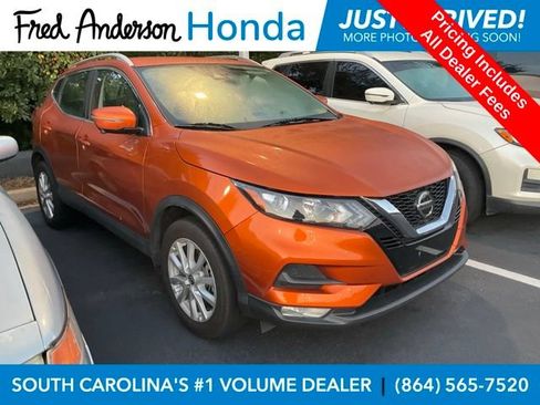Used 2022 Nissan Rogue Sport SV w/ Technology Package AWD/4WD image 1