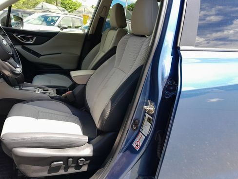 Used 2019 Subaru Forester Premium AWD/4WD image 14
